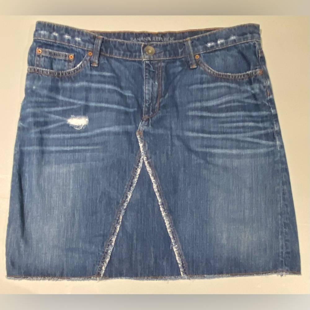 Banana Republic Distressed Cutoff Denim Skirt, size 31